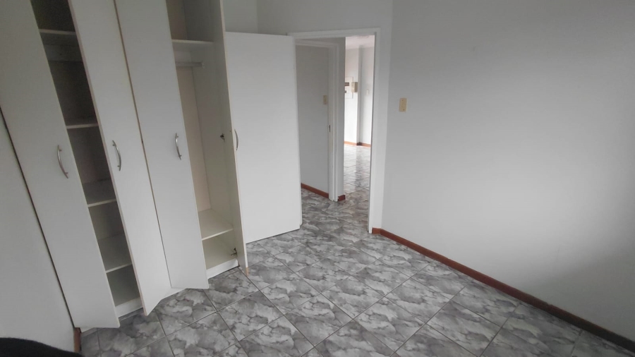 To Let 2 Bedroom Property for Rent in Quigney Eastern Cape